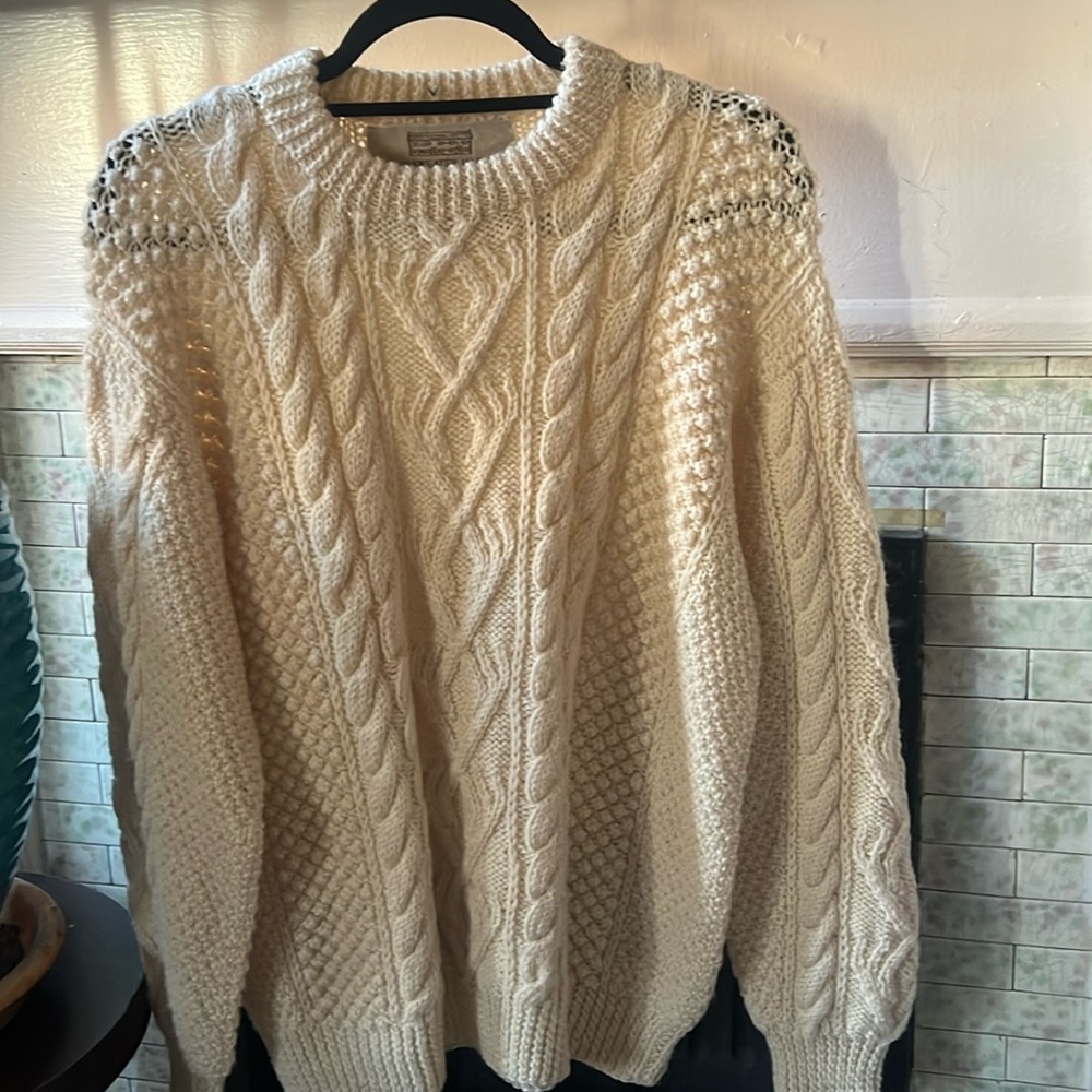 Vintage wool sweater by Aran Sweater Market. No mentioned size. Fits like a med.